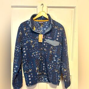 Patagonia men’s Lightweight Synchilla Snap-T Pullover